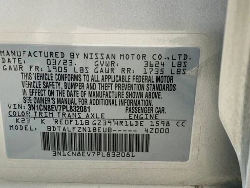 Used 2023 Nissan Versa SV FWD image 28