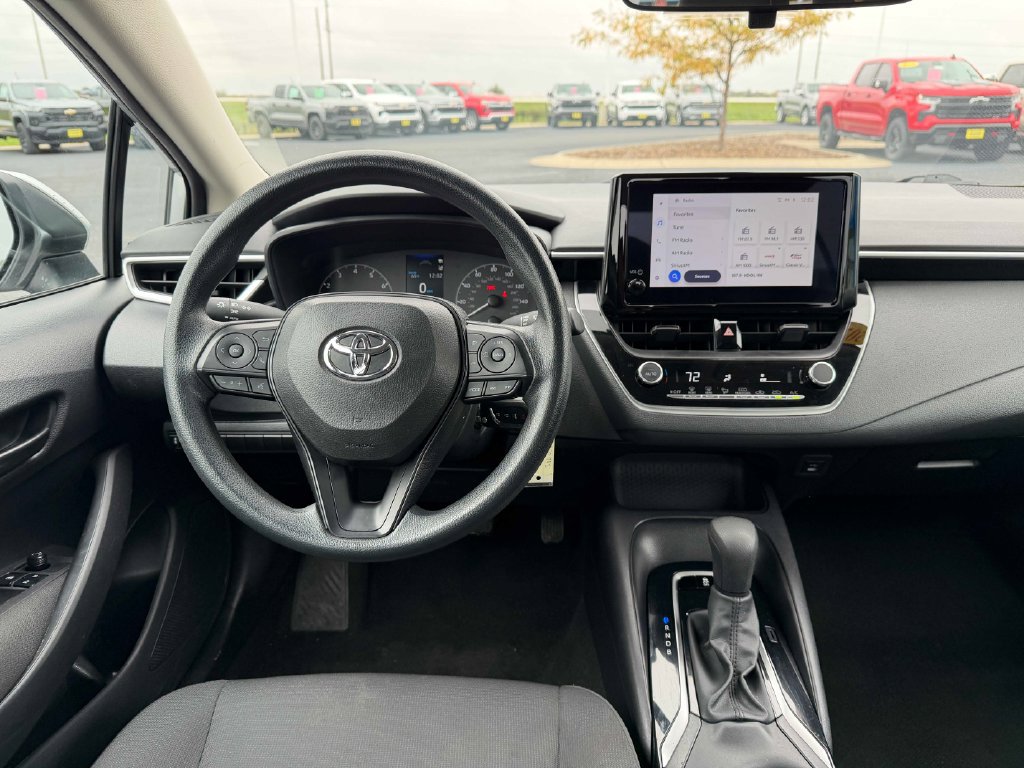 Used 2024 Toyota Corolla LE FWD image 30