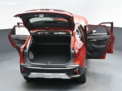 New 2026 Kia Seltos SX image 32