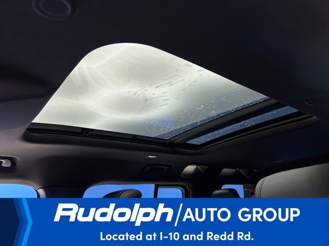 Used 2023 Land Rover Defender 110 X AWD/4WD image 32