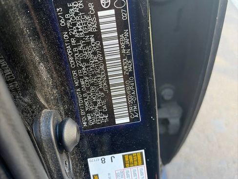 Used 2013 Toyota Prius Three w/ Protection Pkg FWD image 13