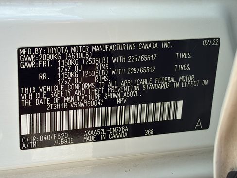 Used 2022 Toyota RAV4 LE FWD image 27