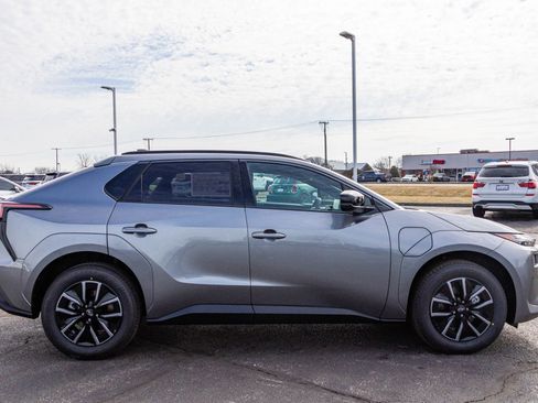 New 2026 Subaru Solterra Premium image 14