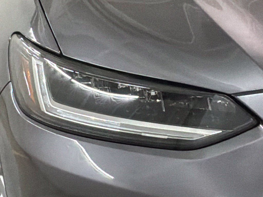 Certified 2024 Honda HR-V LX image 32