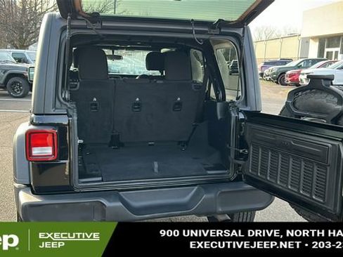 Used 2022 Jeep Wrangler Unlimited Sport S image 23