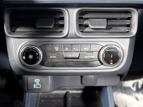 Used 2024 Ford Maverick XL image 9