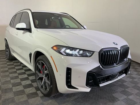New 2026 BMW X5 xDrive40i w/ M Sport Package image 4