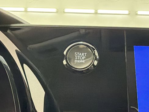 Used 2024 Lexus RX 350 FWD w/ Technology Package image 25