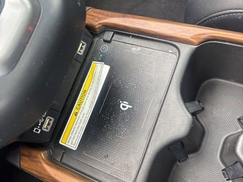 Used 2022 Honda CR-V Touring image 13