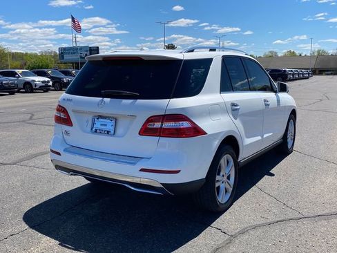 Used 2015 Mercedes-Benz ML 350 2WD w/ Premium 1 Package image 3
