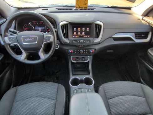 Used 2023 GMC Terrain SLE w/ Driver Convenience Package image 22