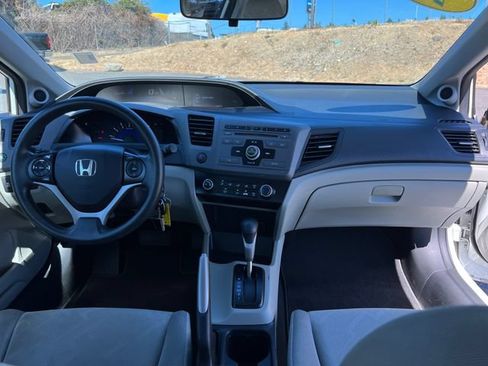 Used 2012 Honda Civic LX image 11