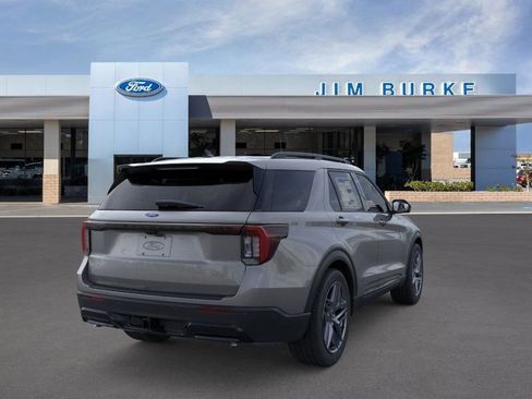 New 2026 Ford Explorer ST-Line w/ ST-Line Street Pack image 8