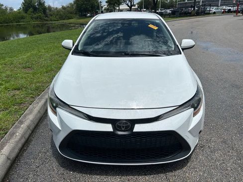 Used 2020 Toyota Corolla LE FWD image 9