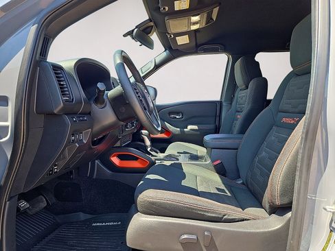 Used 2022 Nissan Frontier Pro-X RWD image 21