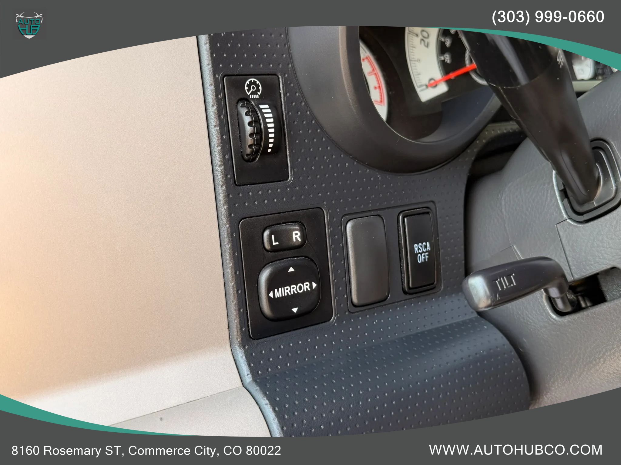 Used 2012 Toyota FJ Cruiser 4WD w/ Upgrade Pkg image 32