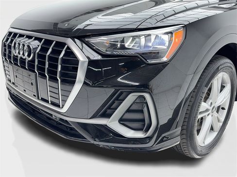 Used 2021 Audi Q3 2.0T Premium w/ Convenience Package image 5