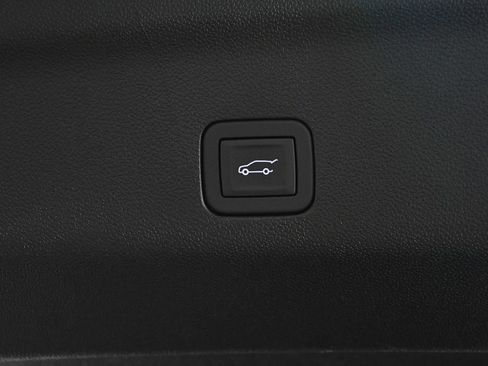 New 2026 GMC Yukon Elevation image 33