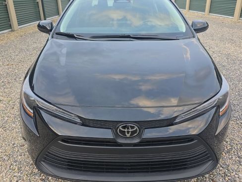 Used 2024 Toyota Corolla LE FWD image 9