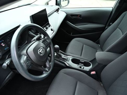 Used 2023 Toyota Corolla LE image 21