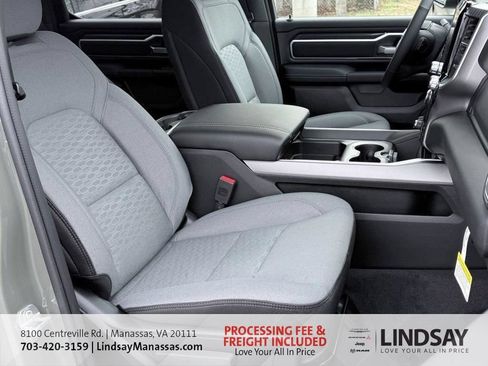 New 2026 RAM 1500 4x4 Crew Cab image 13