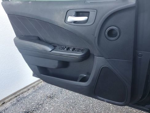 Used 2020 Dodge Charger R/T w/ Blacktop Package RWD image 18