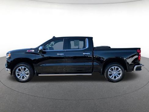 Used 2025 Chevrolet Silverado 1500 LTZ w/ LTZ Premium Package AWD/4WD image 3