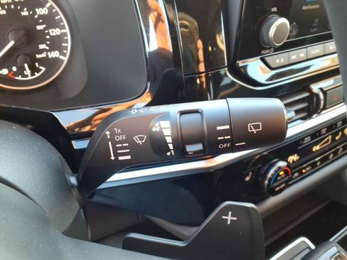 New 2025 Nissan Pathfinder SV image 22