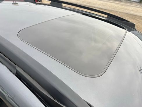 Used 2024 Subaru Crosstrek 2.0i Premium image 16