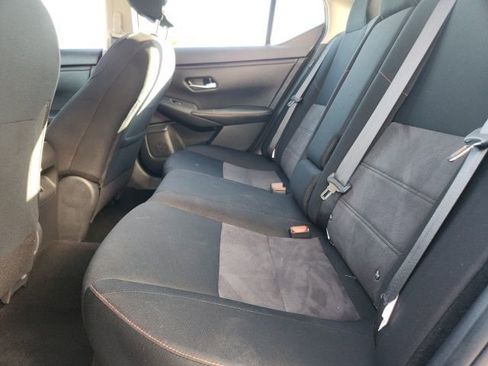 Used 2025 Nissan Sentra SR FWD image 12