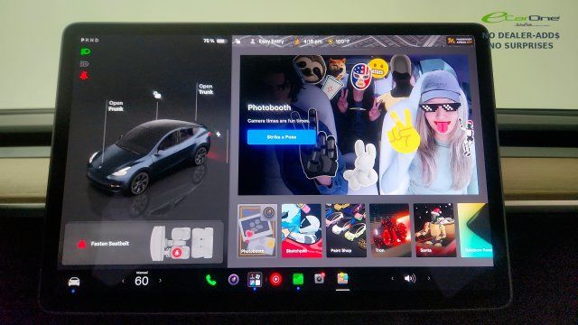 Used 2025 Tesla Model Y Long Range RWD image 67