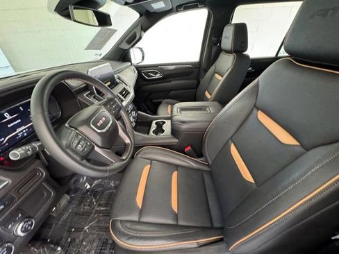 Used 2024 GMC Yukon AT4 AWD/4WD image 27