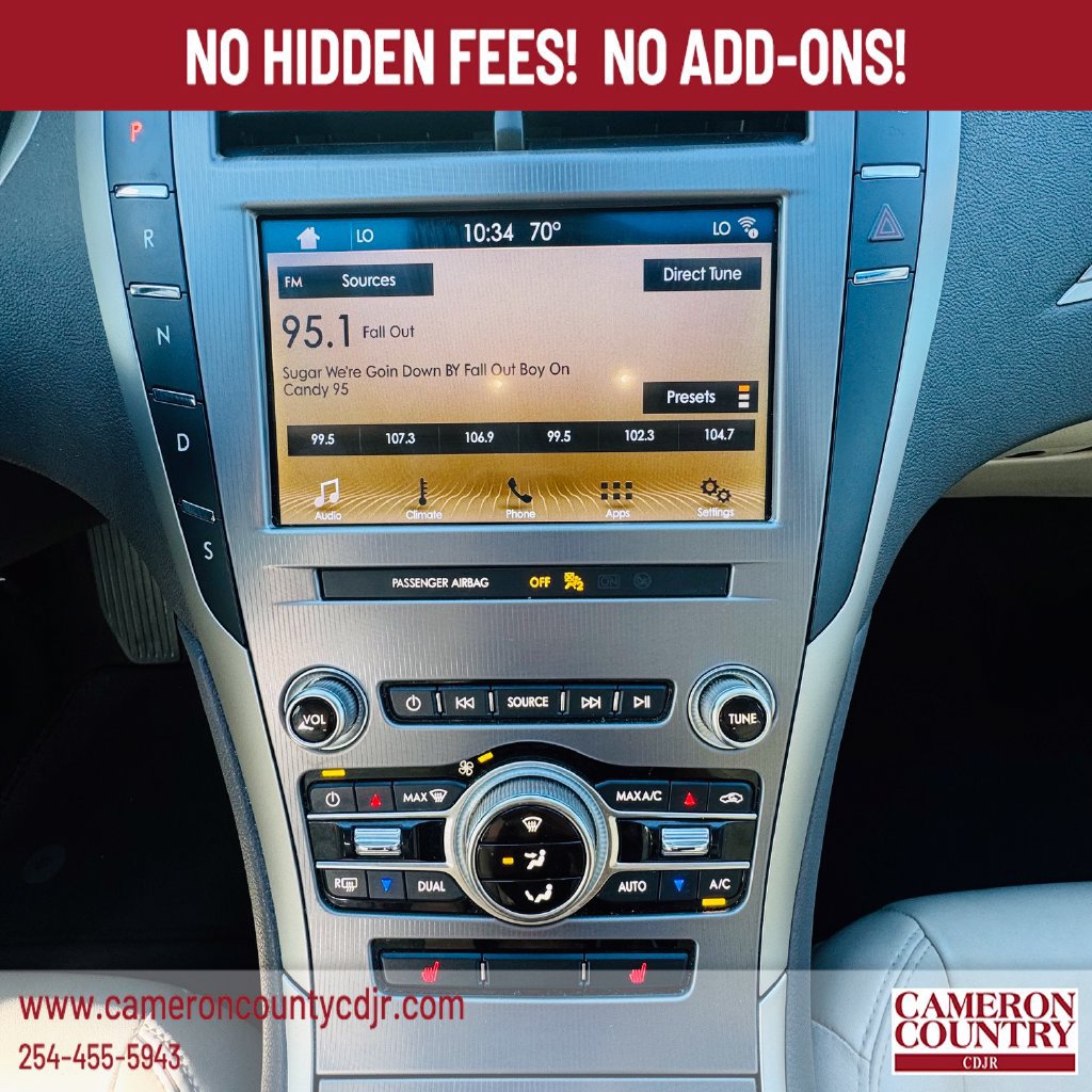 Used 2019 Lincoln MKZ Premiere FWD image 18