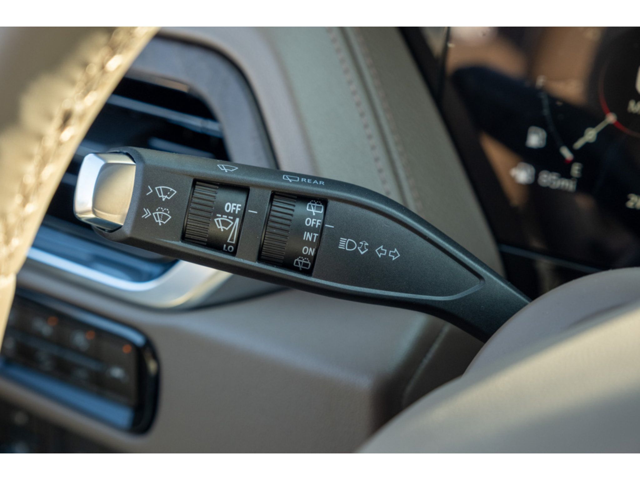 New 2026 GMC Yukon Denali w/ Sun & Power Step Package AWD/4WD image 21