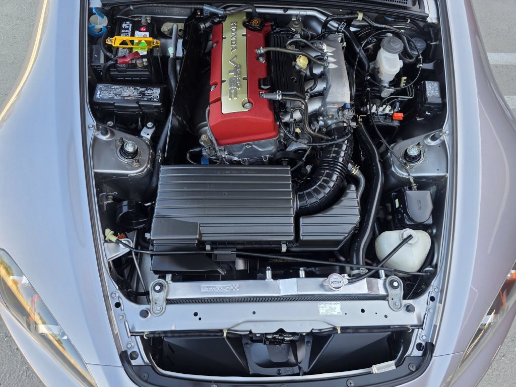 Used 2004 Honda S2000 image 18