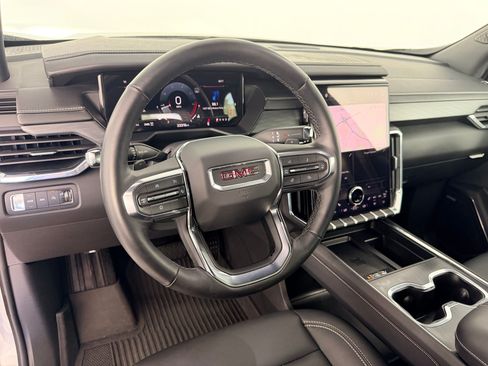 Used 2024 GMC Acadia Elevation w/ LPO, Floor Liner Package AWD/4WD image 4