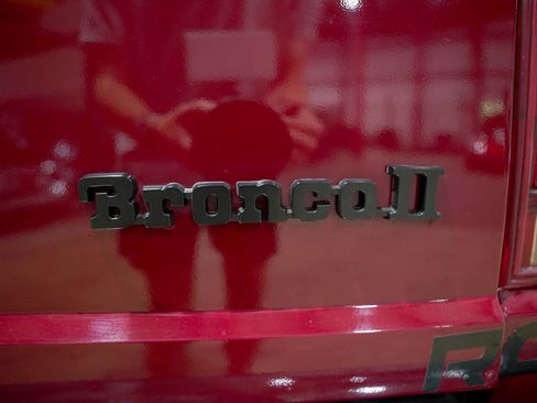 Used 1990 Ford Bronco II 4WD image 26