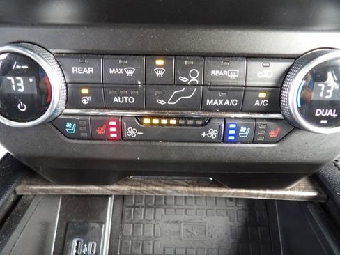 Certified 2020 Ford Expedition Max Limited image 17