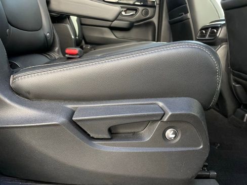 Certified 2023 Honda Pilot EX-L image 34