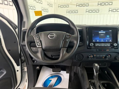 Used 2024 Nissan Frontier S RWD image 14