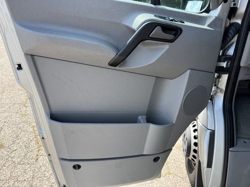 Used 2018 Mercedes-Benz Sprinter 3500 image 46