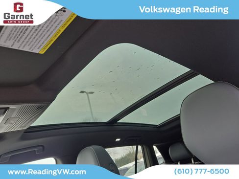 New 2026 Volkswagen Tiguan SE R-Line image 10