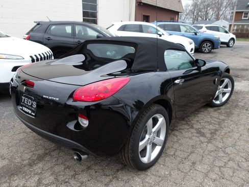 Used 2006 Pontiac Solstice Base 2dr Convertible w/ Premium Package image 16