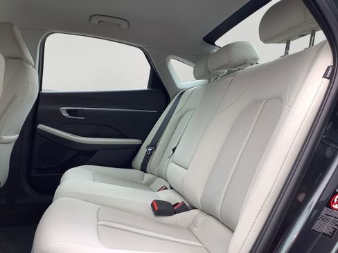 Used 2022 Hyundai Sonata SEL image 15