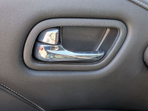 Used 2019 INFINITI QX80 Luxe w/ Proassist Package image 13