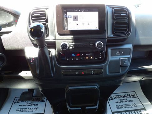 Used 2026 RAM ProMaster 2500 w/ Convenience Group FWD image 24
