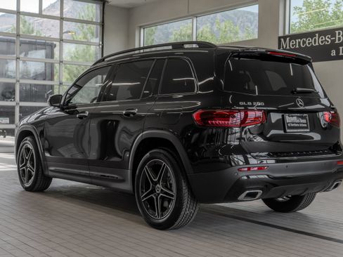 New 2026 Mercedes-Benz GLB 250 4MATIC image 13