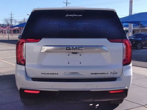 Used 2024 GMC Yukon Denali w/ Advanced Technology Package image 19