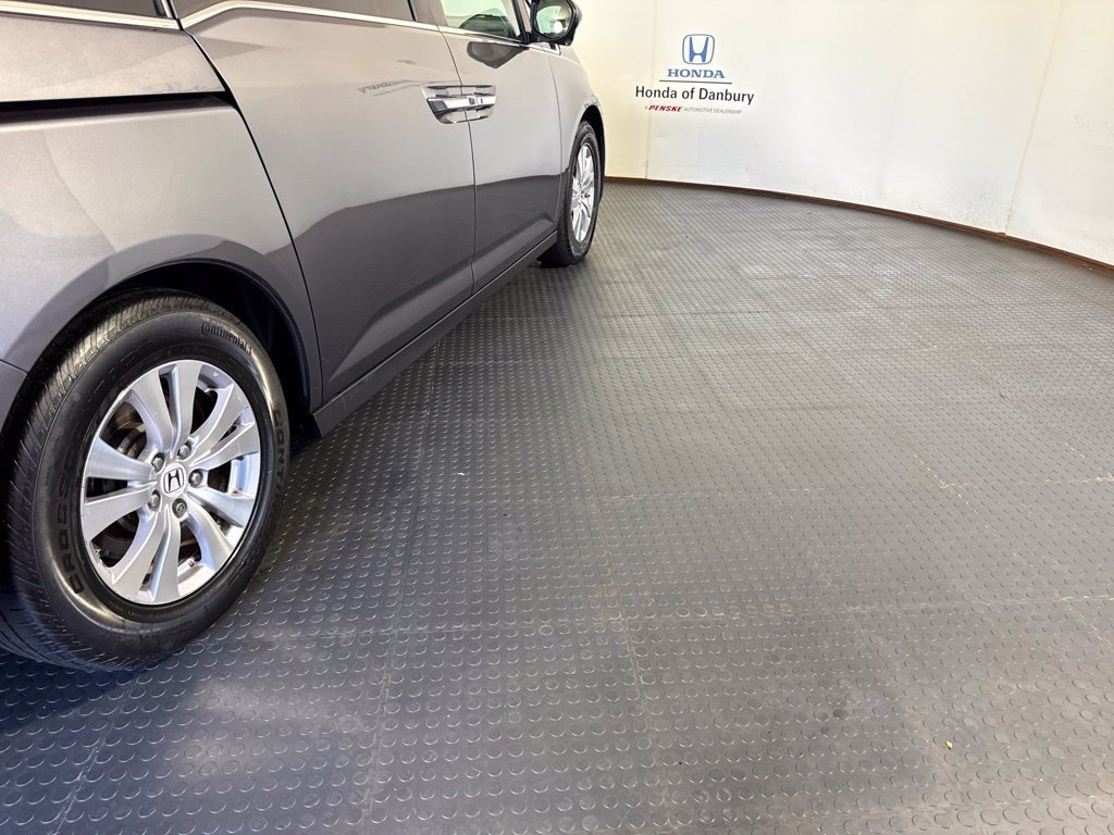 Used 2016 Honda Odyssey SE image 4
