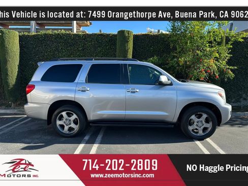 Used 2012 Toyota Sequoia SR5 w/ Sport Appearance Pkg AWD/4WD image 5